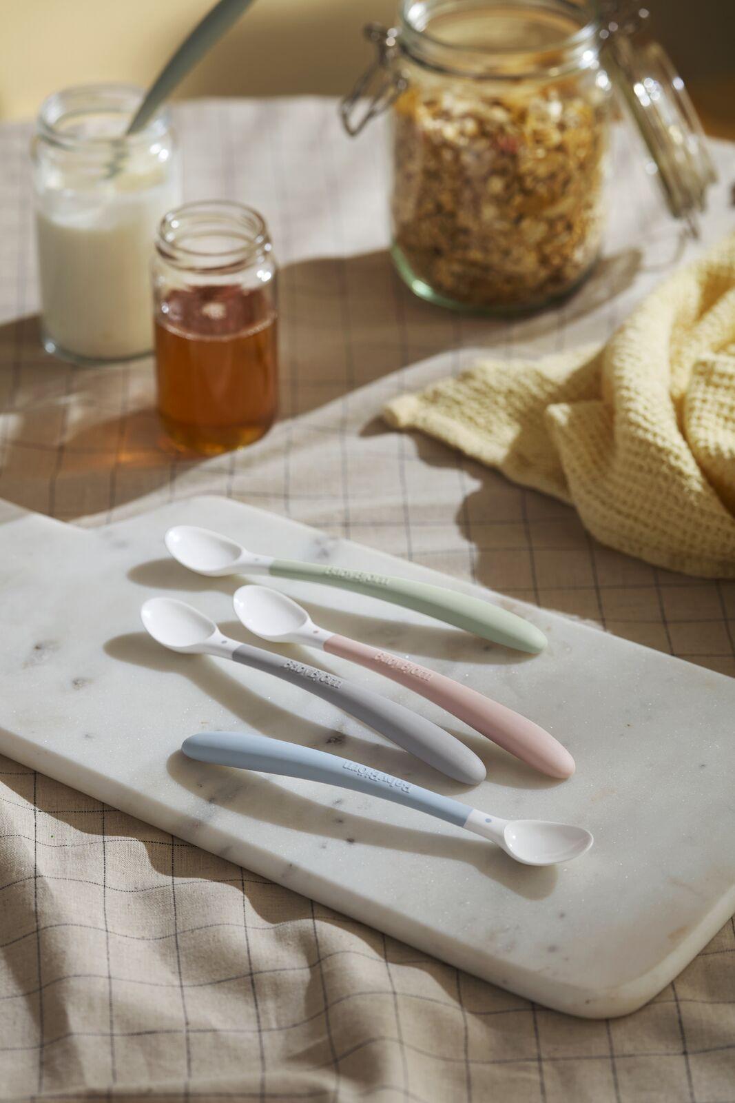 Baby Feeding spoons in pastel colours - BabyBjörn
