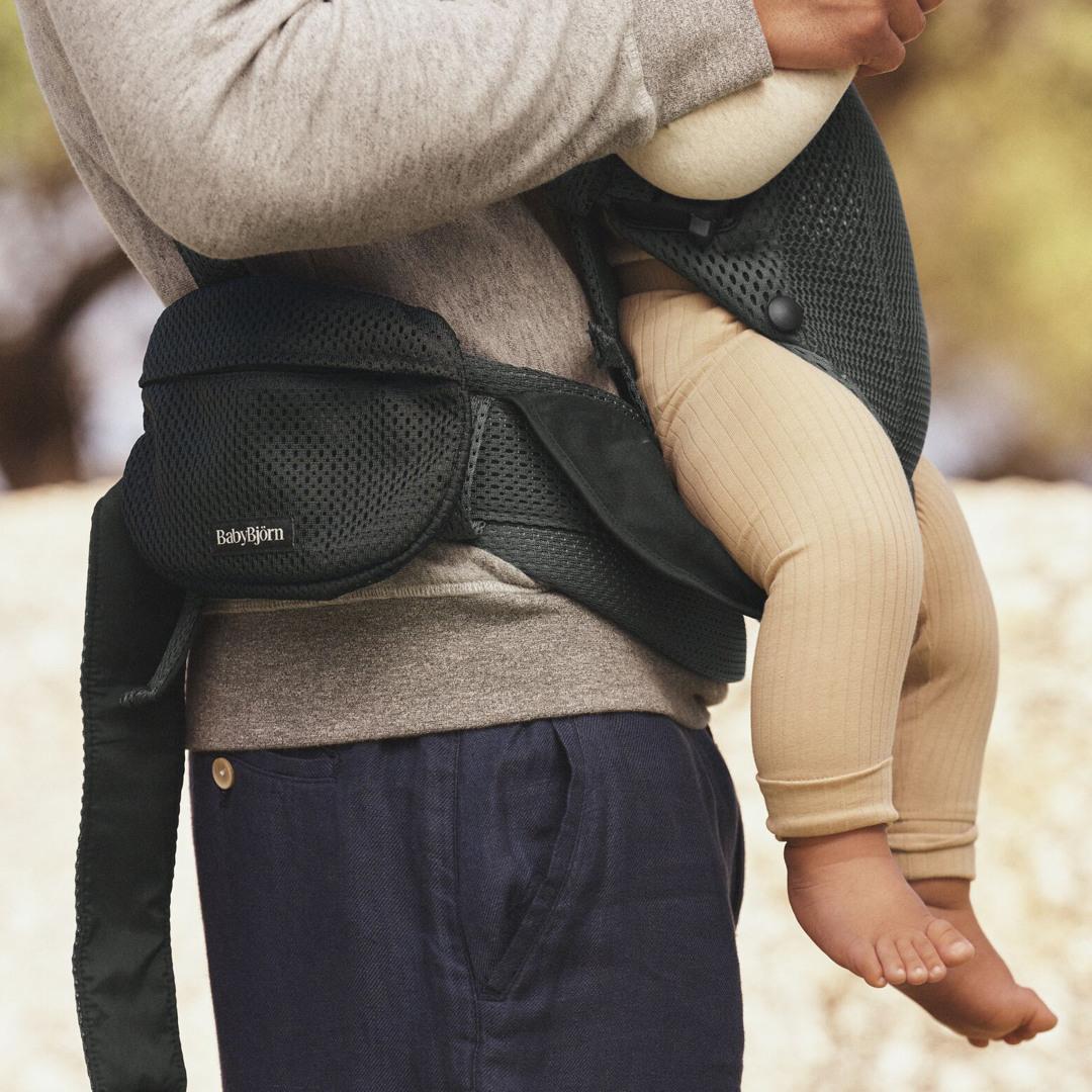 Pocket pouch in breathable mesh - BabyBjörn