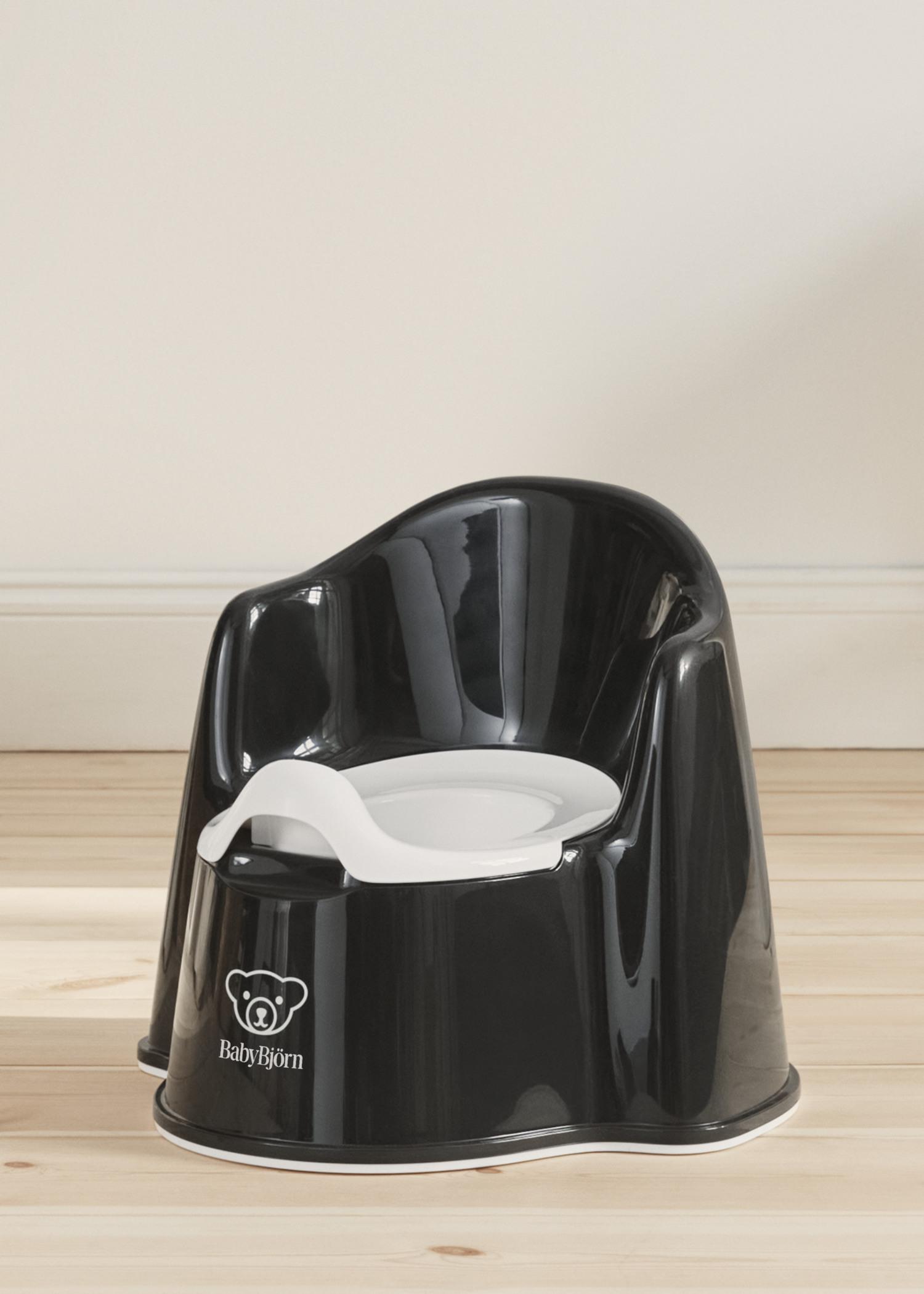Potty Chair in black and white BPA-free plastic - BabyBjörn