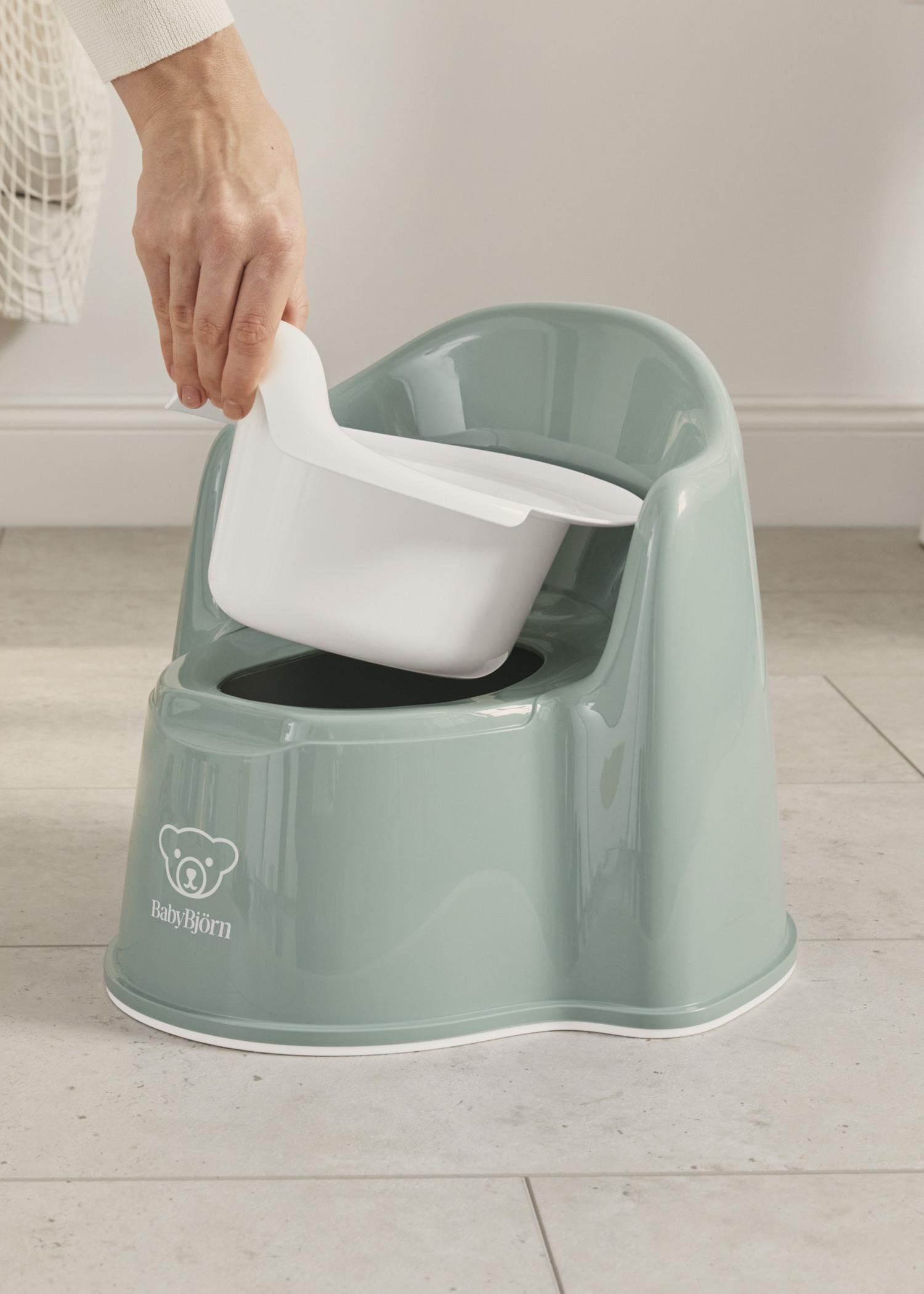 Potty Chair Deep green/White with removable inner potty - BabyBjörn