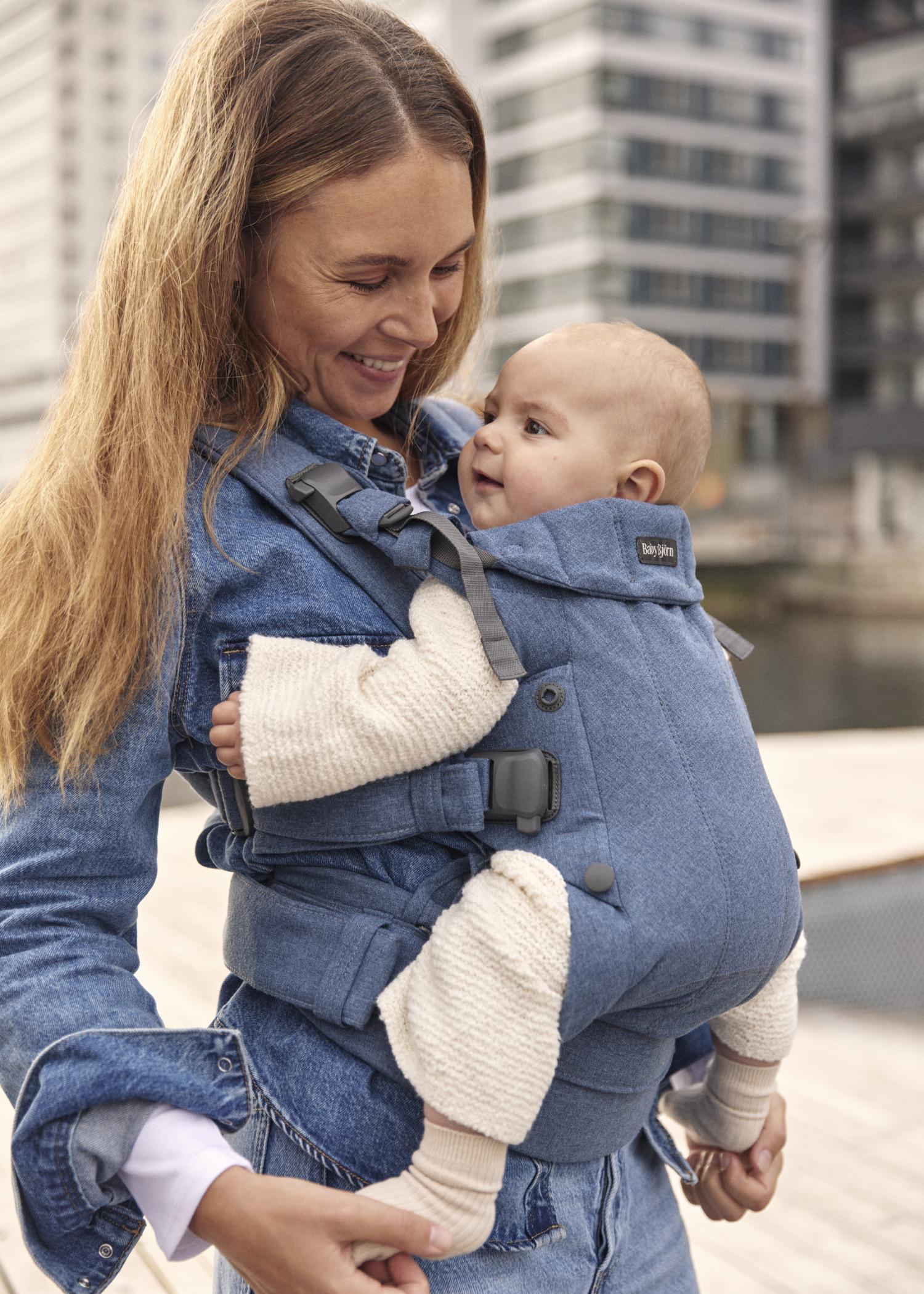 Baby Carrier Harmony in Blue Woven Mélange - BabyBjörn