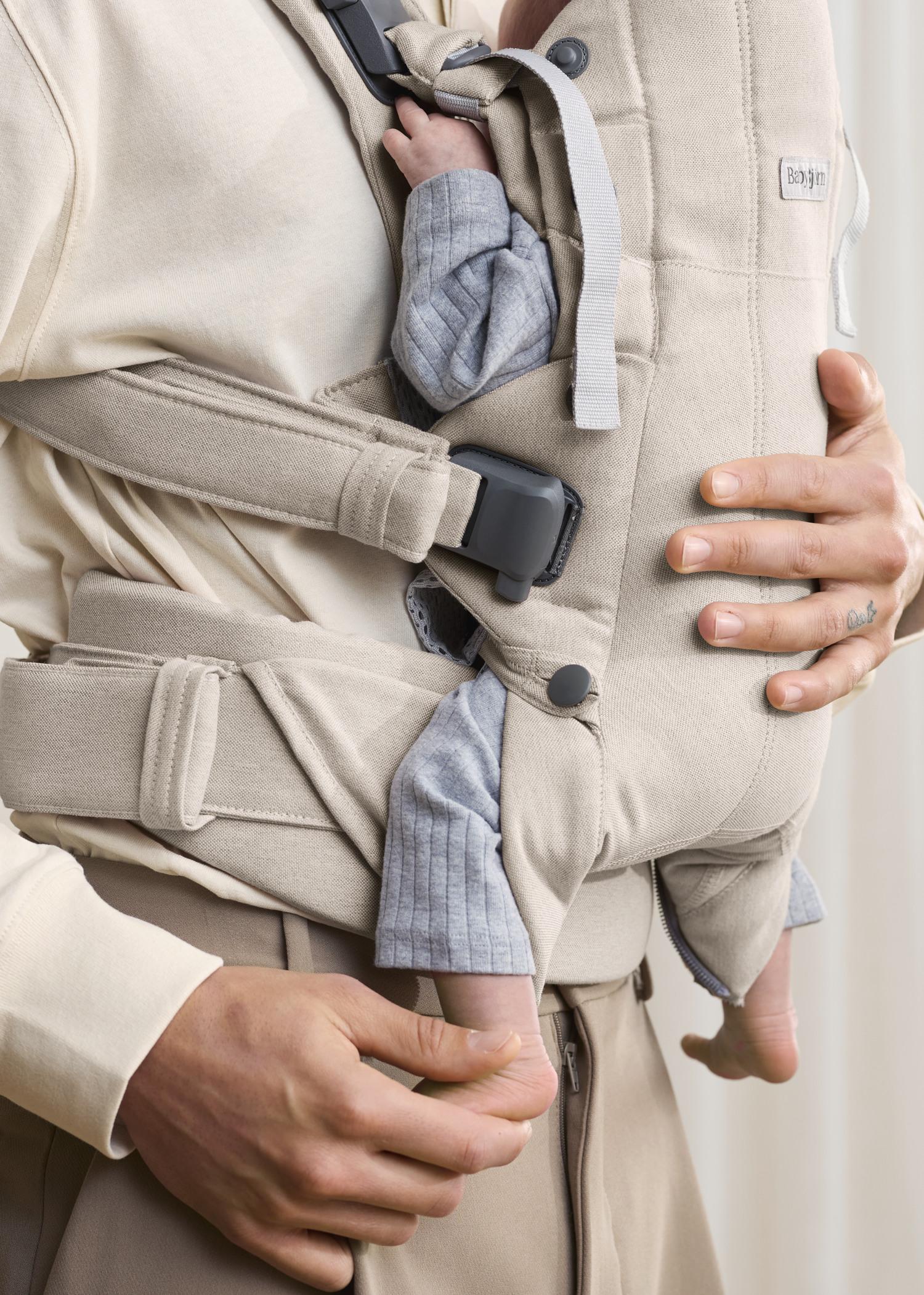 Baby Carrier Harmony in Light Beige Woven Mélange - BabyBjörn