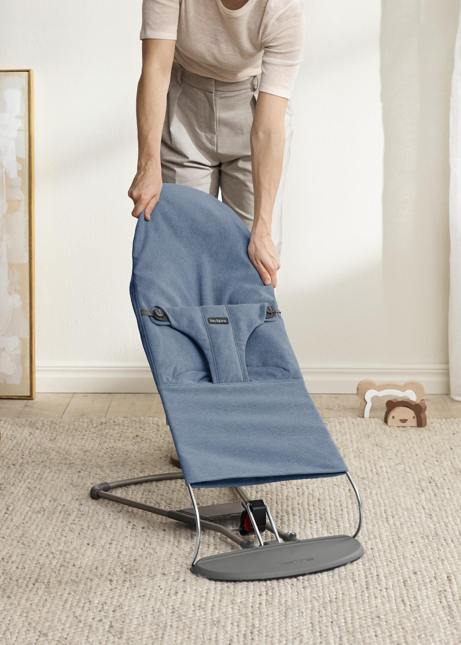 Bouncer Bliss in Blue Woven Mélange - BabyBjörn