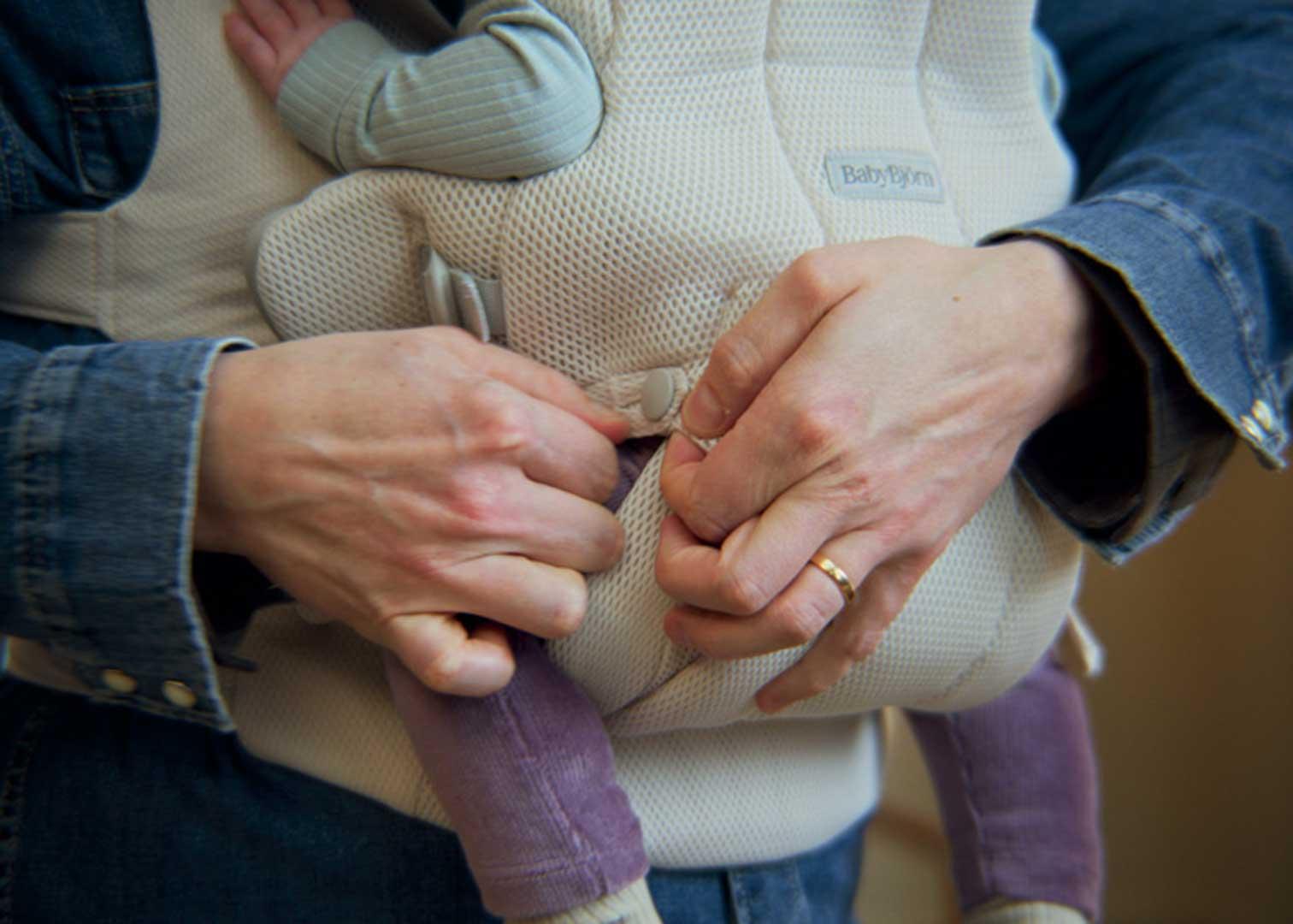 How to ajust the baby carrier hold for a newborn - all the settings