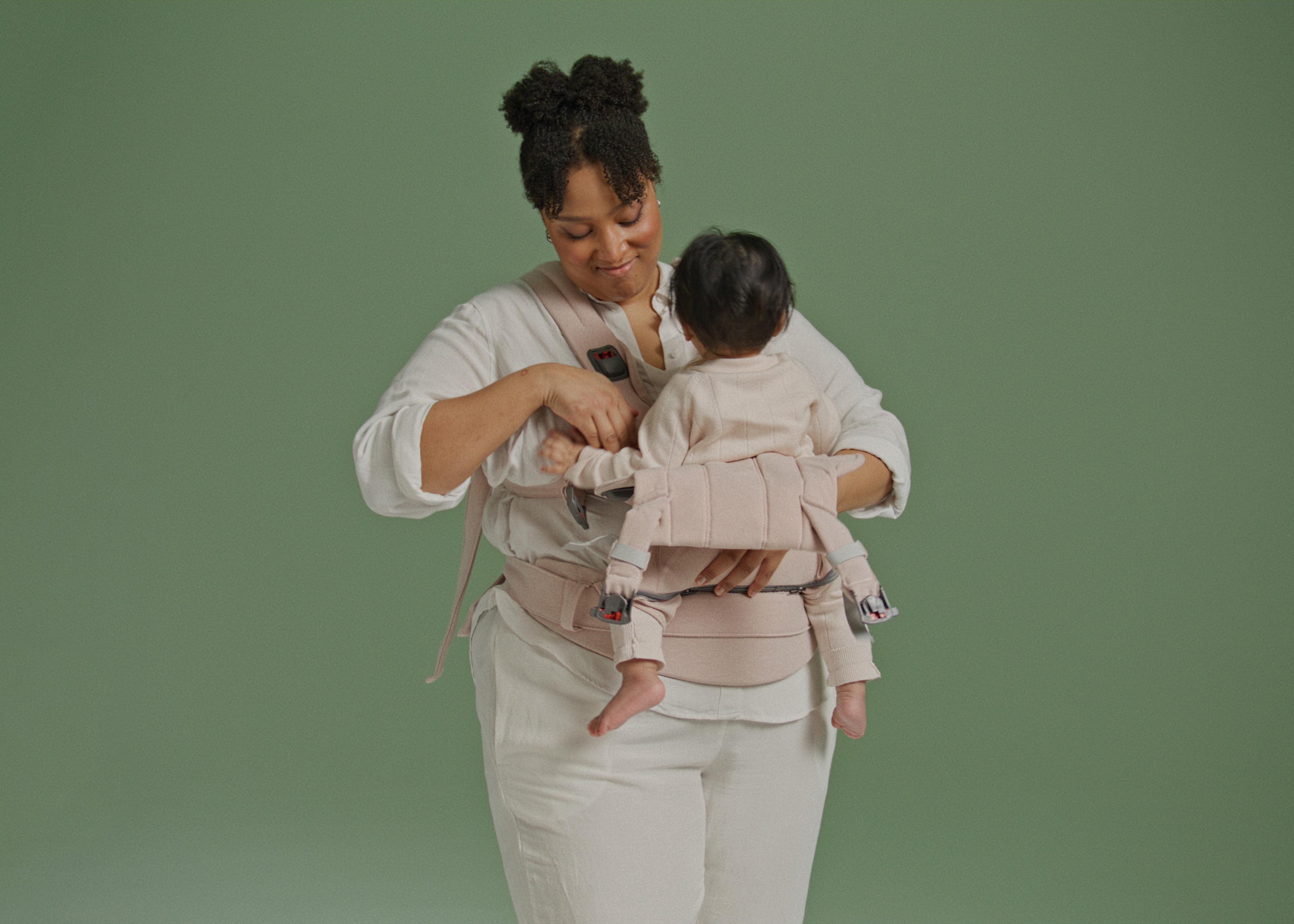 How to videos BabyBjörn Baby Carriers