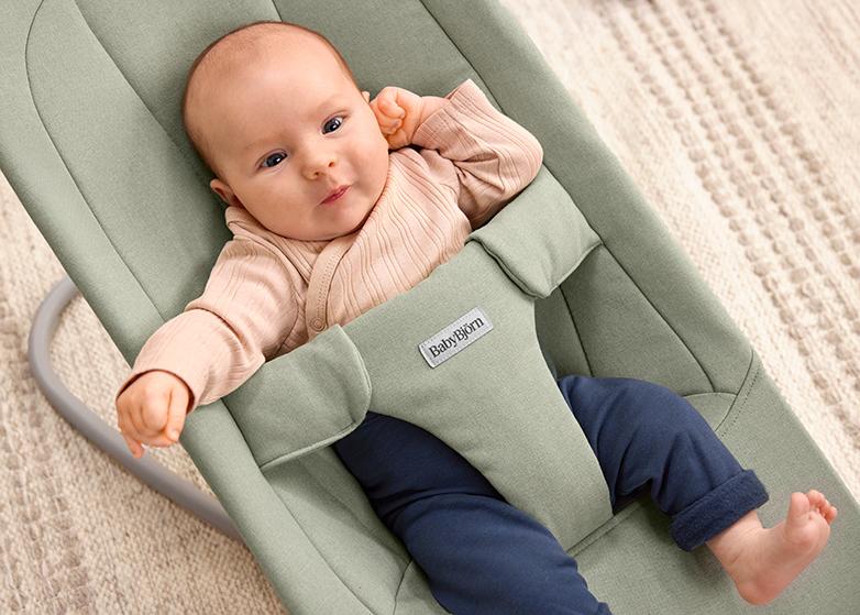 Bouncer Begin in light green brushed woven - BabyBjörn